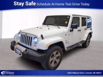 Used 2017 Jeep Wrangler Unlimited Sahara 4×4 Stock: LT4264
