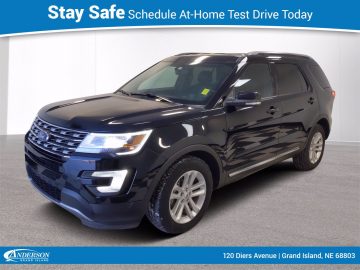 Used 2017 Ford Explorer XLT FWD Stock: GT2759