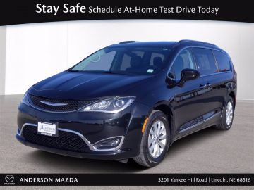 Used 2019 Chrysler Pacifica Touring L FWD Stock: MT5249